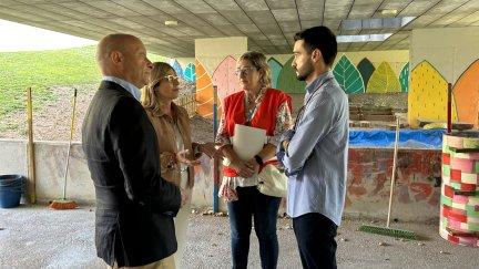 Esta mañana han visitado la Escuela Infantil La Paz los consejeros municipales de Hacienda y de Economía. / Europa Press