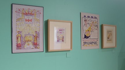El Museo de Huesca expone carteles y programas de San Lorenzo de Ramón Acín.