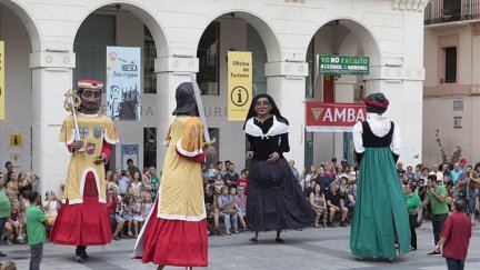 Comparsa de Gigantes, Cabezudos y Caballicos de Huesca.