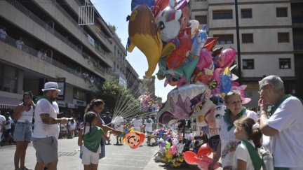 Ambiente festivo en Huesca. / Europa Press
