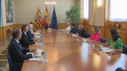 Tras la toma de posesión, los consejeros se han reunido en el primer Consejo de Gobierno de la legislatura.