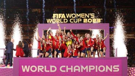 Las jugadoras de la Selección Española celebran el Mundial Fotos: RFEF / FIFA