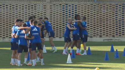 El calor marca la vuelta al entrenamiento del Real Zaragoza.