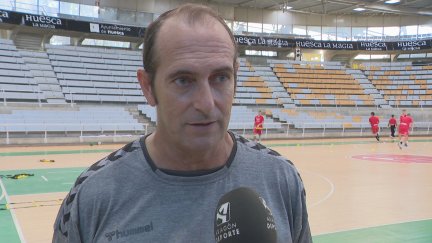 José Francisco Nolasco en la sesión de entrenamiento del Bada Huesca
