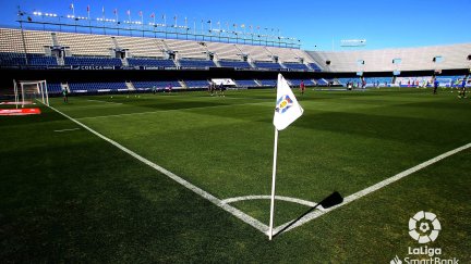 El Real Zaragoza busca sus primeros tres puntos a domicilio del curso.