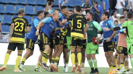 Alegría zaragocista tras el pitido final. Foto: LaLiga
