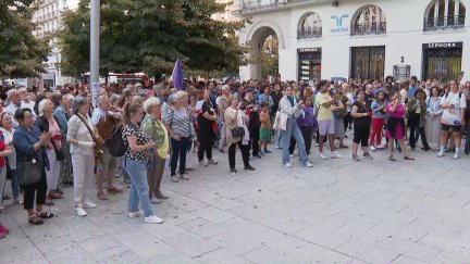 Concentración en la plaza de España.