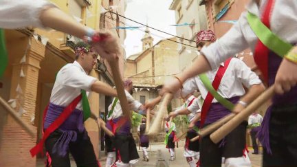 Más de 70 sariñenenses, entre danzantes, músicos o personajes, participan en una fiesta declarada de interés turístico de Aragón.