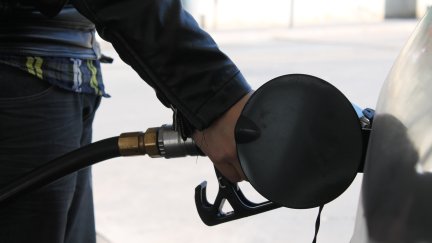 Los precios de los carburantes siguen al alza y la gasolina se sitúa a 1,73 euros el litro. / Europa Press