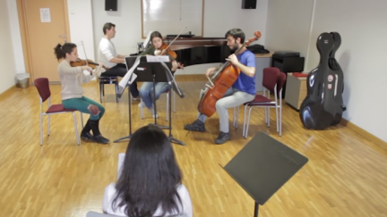 Alumnos del Conservatorio Superior de Música de Aragón en una clase.