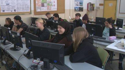 El programa de la cumbre europea de Educación incluye una visita esta tarde al IES Miguel Catalán de Zaragoza.