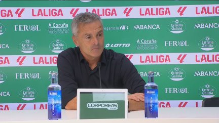 Fran Escribá en rueda de prensa en A Malata.