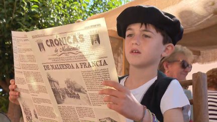 La recreación traslada a vecinos y visitantes a las décadas de los 50, 60 y principio de los 70, cuando se produjo una importante emigración hacia Francia.