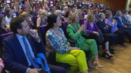 Huesca acoge el encuentro ‘Las mujHuesca acoge el encuentro ‘Las mujeres rurales frente a los retos de futuro europeos’. eres rurales frente a los retos de futuro europeos’.