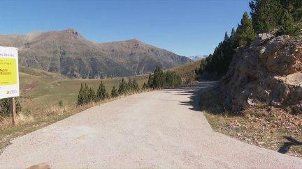 La pista que une Chía y Plan