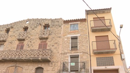 Los solicitantes no podrán tener otro inmueble en propiedad ni superar los 25.000 euros de ingresos al año.