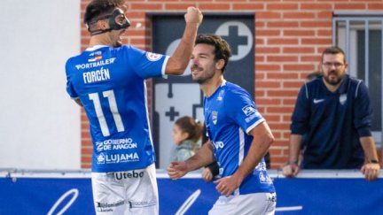 Los jugadores del Utebo celebran uno de los goles. Foto: Utebo FC.