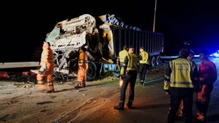 El accidente se ha producido en el kilómetro 33 de la Z-40./ Guardia Civil