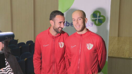 Kike Rausell y Perso, jugadores de la UD Barbastro. Foto: Aragón Deporte