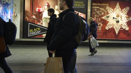 Se estima que cada persona gastará 237 euros en el 'Black Friday'. / Europa Press