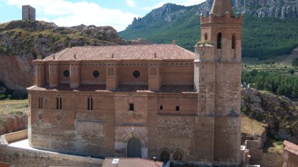 Iglesia de Santiago Mayor de Montalbán. / Turismo de Aragón