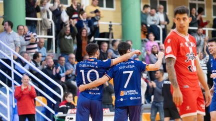 Los jugadores del Full Energía celebran un gol: Foto: Alexio Raw