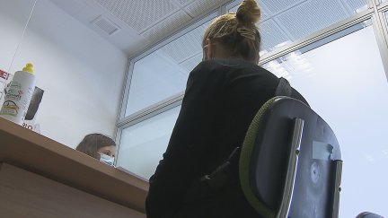 233 mujeres en Aragón llevan un dispositivo móvil de seguimiento.