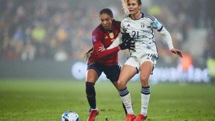 Salma Paralluelo durante el duelo ante Italia.