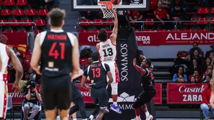 Smith ha sido el máximo anotador del encuentro, culminando la remontada. Foto: FIBA