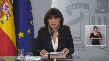 La ministra de Igualdad, Ana Redondo, este martes tras la reunión del Consejo de Ministros. / EFE