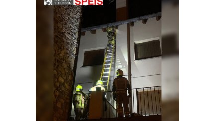 Momento de la intervención de los bomberos. | Diputación de Huesca