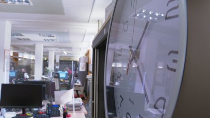 El Estatuto de los Trabajadores establece limitaciones para la modificación del turno de trabajo. / Canva