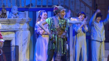Imagen de una de las actuaciones de Peter Pan en el Palacio de Congresos de Zaragoza.