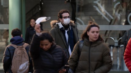 Esta fórmula ya se utilizó durante la pandemia de covid-19 para imponer restricciones como limitaciones horarias de la hostelería o prohibir fumar en la calle. / Europa Press