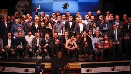 Imagen de todos los premiados en la Gala de los Campeones.