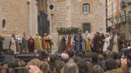 Momento del enlace entre Isabel de Segura y Pedro de Azagra.
