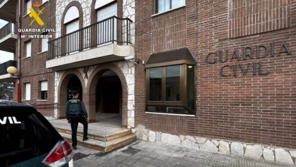 Casa cuartel de la Guardia Civil de Fraga. / Guardia Civil