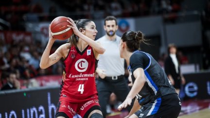 Mariona Ortiz durante un encuentro con Casademont.