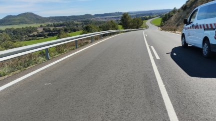 Mejora de la carretera CV-811, que discurre entre Puendeluna y Marracos./ Europa Press