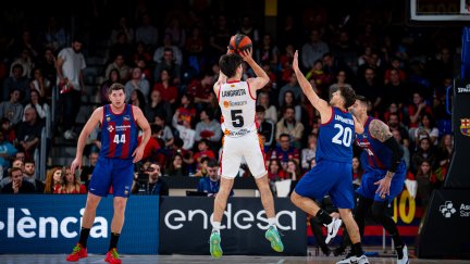 Langarita, en un lance del partido ante el Barcelona. Foto: Liga ACB/S.Gordon