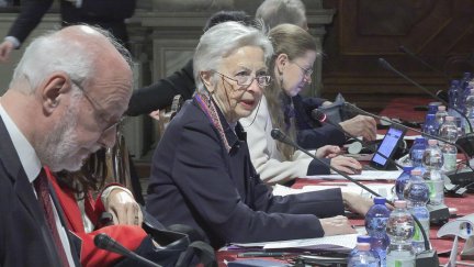 La Comisión de Venecia este viernes. / EFE. Enrique Del Viso