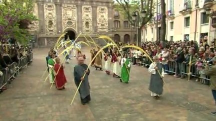El Domingo de Ramos se congregan muchas procesiones en la Plaza del Justicia de Zaragoza.