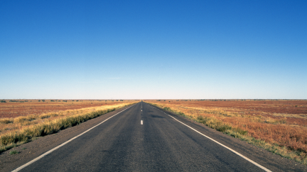 La Fundación Mapfre y la Asociación Española de la Carretera han hecho un estudio que busca contribuir a reducir la siniestralidad vial. / Canva