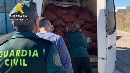 Momento de la localización de la furgoneta./ Guardia Civil