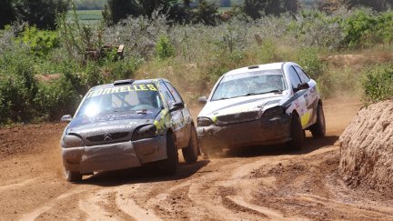 Una imagen del XIII Autocross de Esplús.