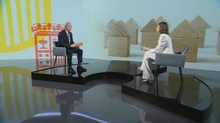 Jorge Azcón en el plató de Aragón TV.