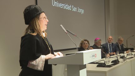 Silvia Carrascal durante el acto de toma de posesión de este miércoles en la Universidad San Jorge.