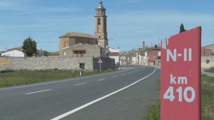 Los vecinos de las localidades de la N-2 piden nuevos enlaces con la AP-2.