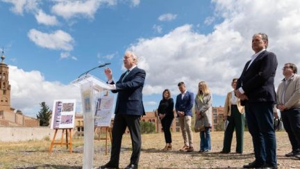 El consejero de Vivienda ha informado del acuerdo entre el Gobierno de Aragón y el Ayuntamiento de Tarazona. / Gobierno de Aragón