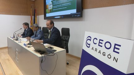 Aragón Exterior y la Confederación de Empresarios (CEOE) de Aragón han organizado este martes una jornada de intercambio.